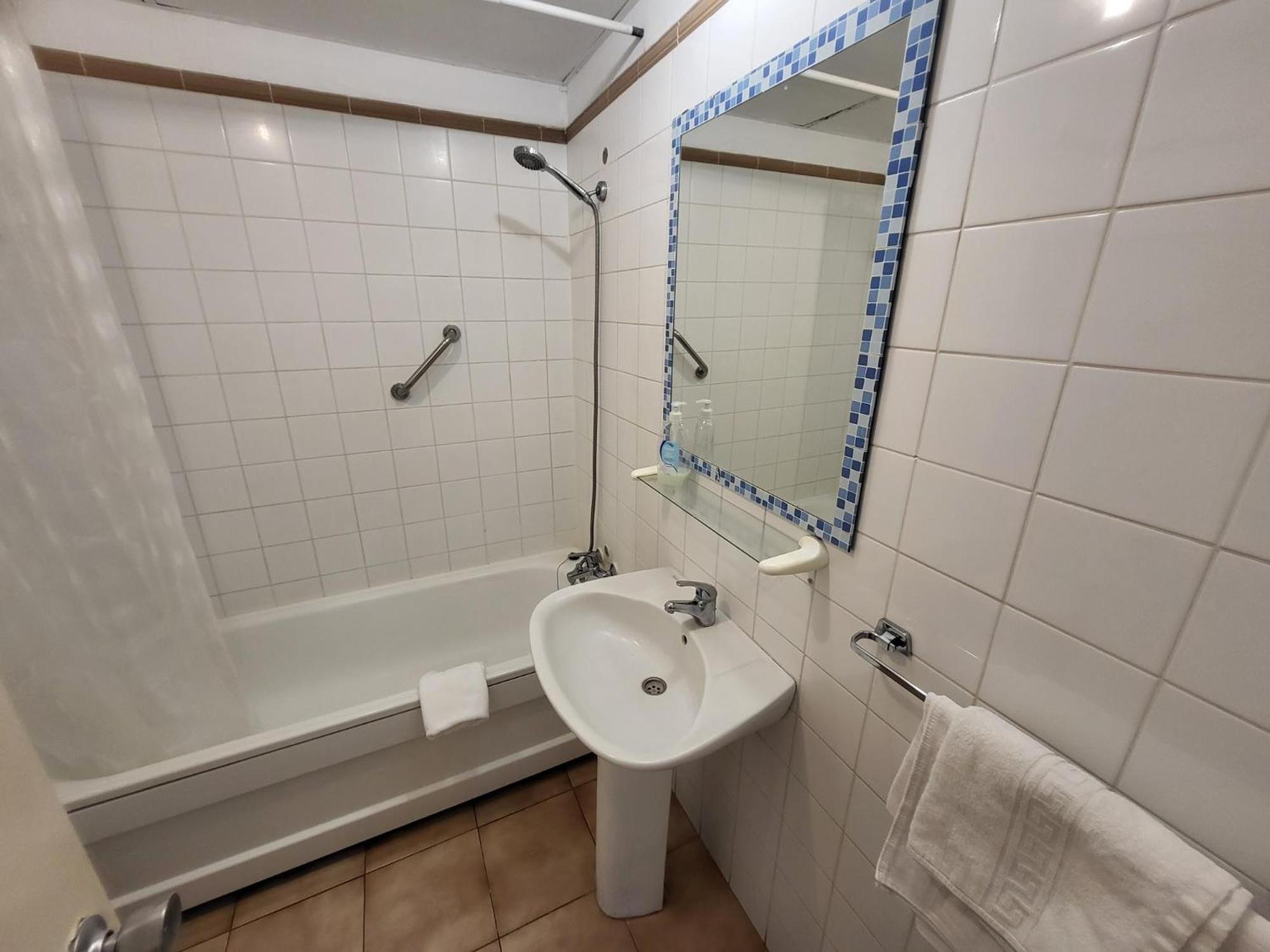 Castle Harbour 3 Apartment Los Cristianos  Exterior photo